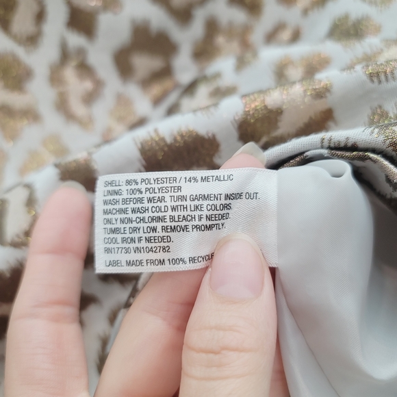 💕 Cherokee Metallic Animal Print Top Girls Size Large 10-12 - Picture 11 of 12